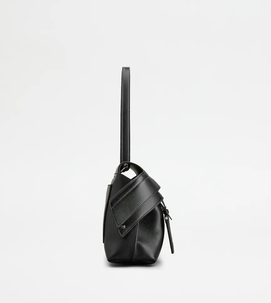 Tod's Wave Small Leather Bag In Black