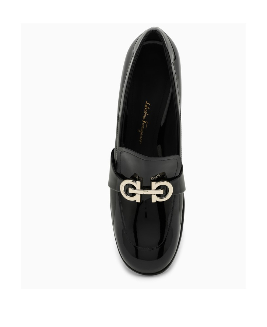 Ferragamo Logo High Heels In Black
