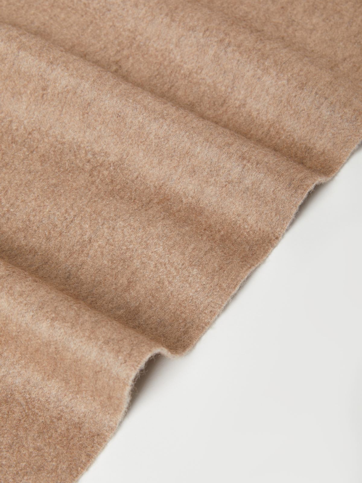 Max Mara Logo Embroidered Fringed Edge Scarf In Brown