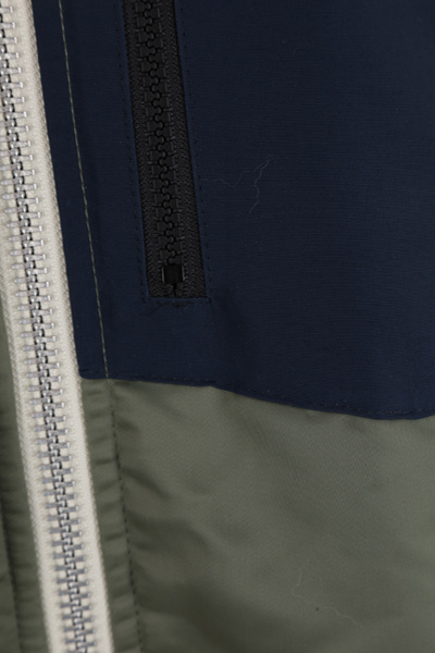 Sacai Colour-block Zip-up Hooded Jacket In Green