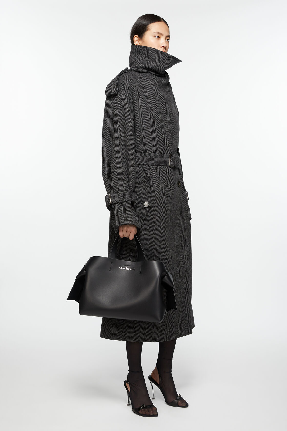 Acne Studios Musubi Knotted Leather Tote In Black