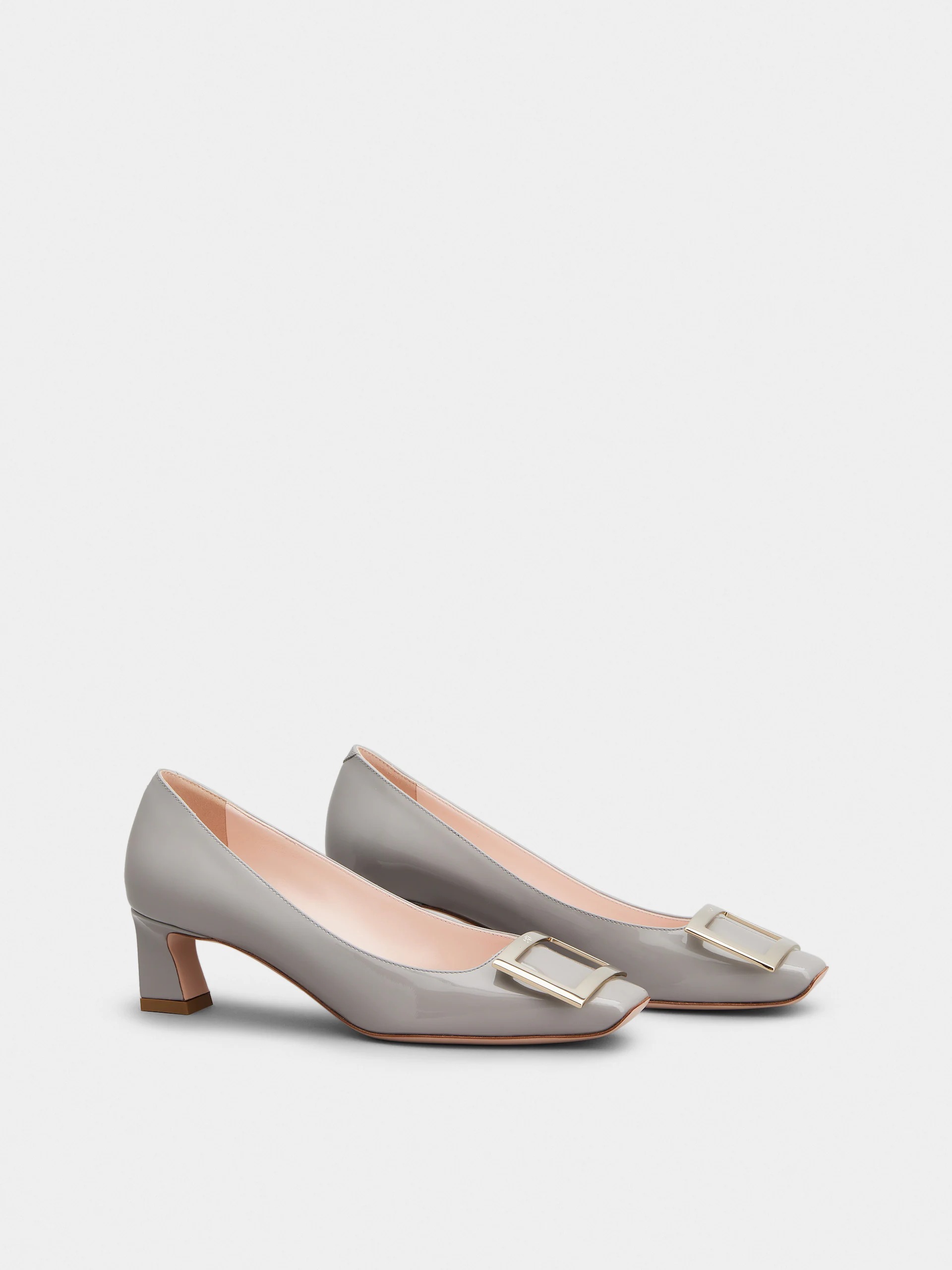 Roger Vivier Trompette Embellished Buckle Detailed Pumps In Gray