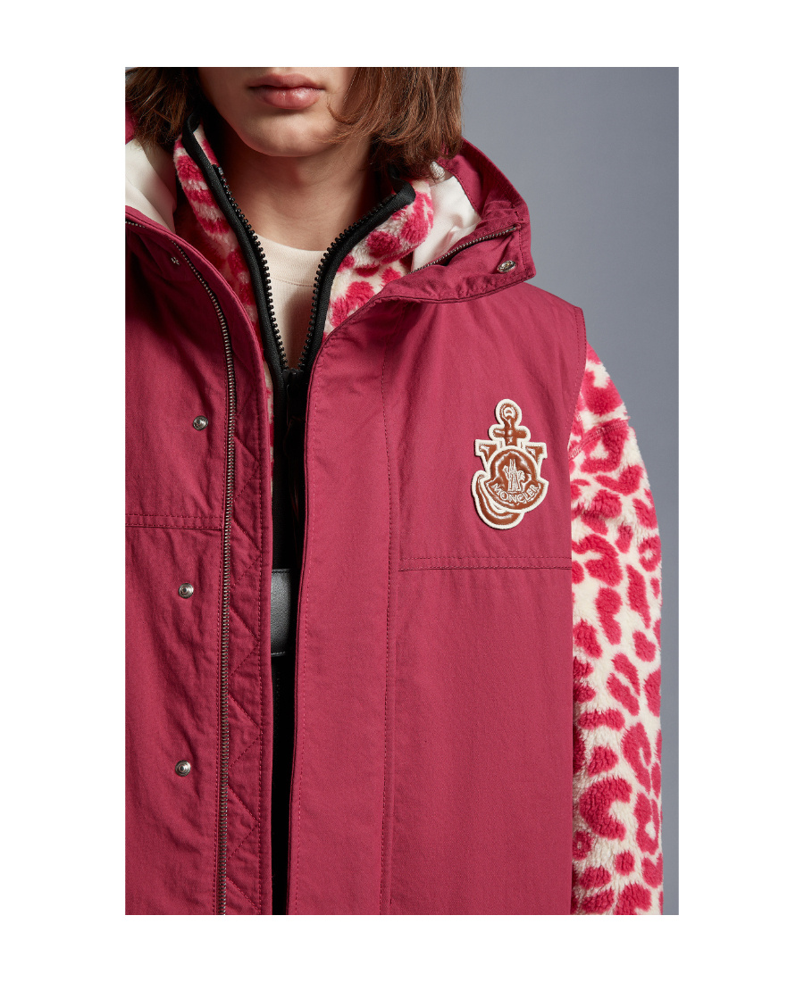 Moncler X Jw Anderson Tryfan Vest In Red