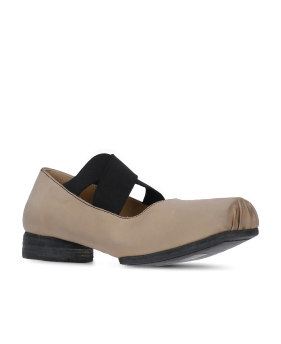 Uma Wang Ballet Flats Calfskin Suede Crisscross Straps In Nude