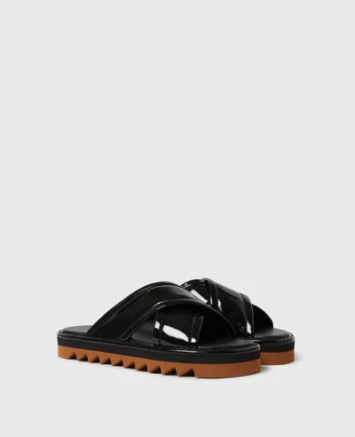 Stella Mccartney Round Toe Slippers In Black