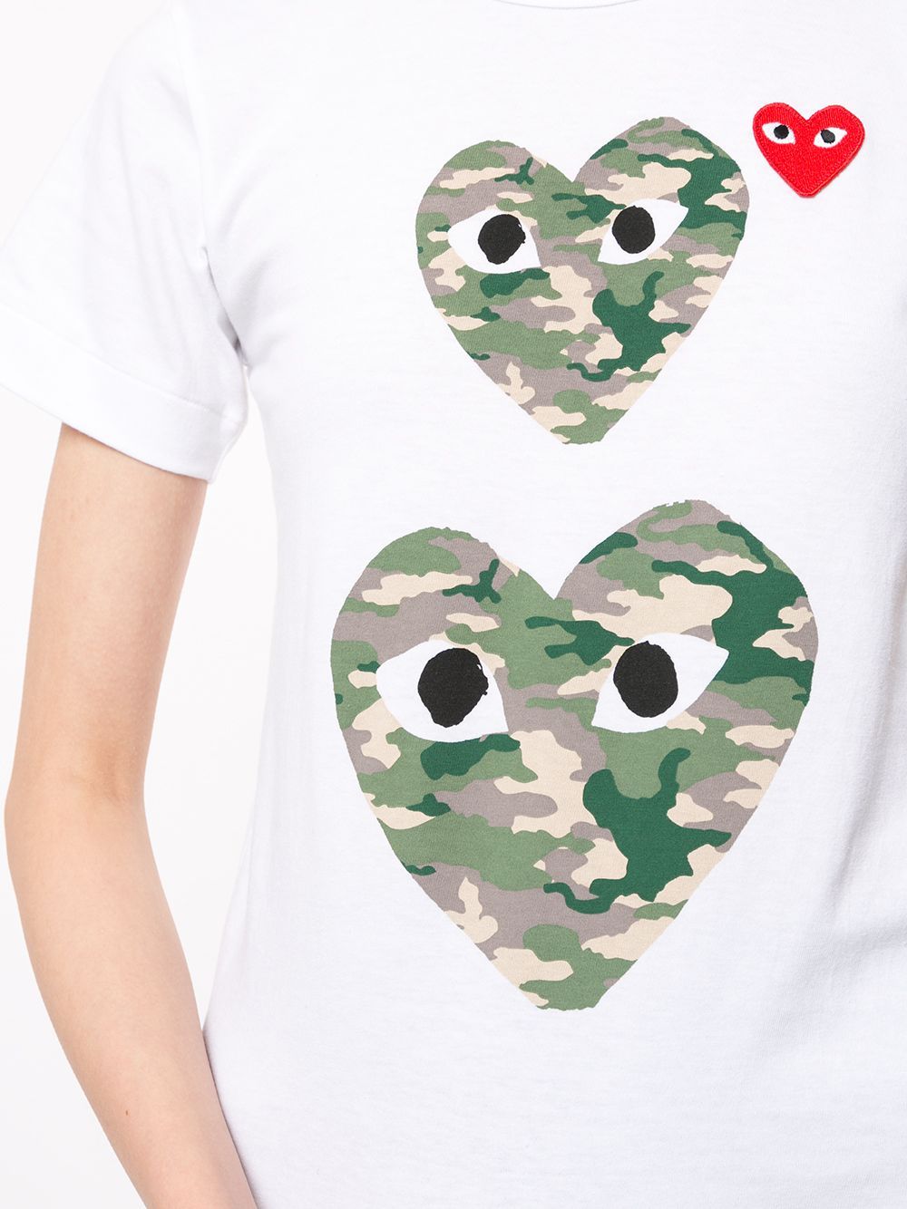 Comme Des Garçons Play Logo-print New Neck T-shirt In White