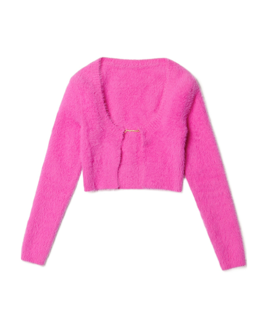 Jacquemus Gold Toned Logo Charm Cropped Cardigan In Pink