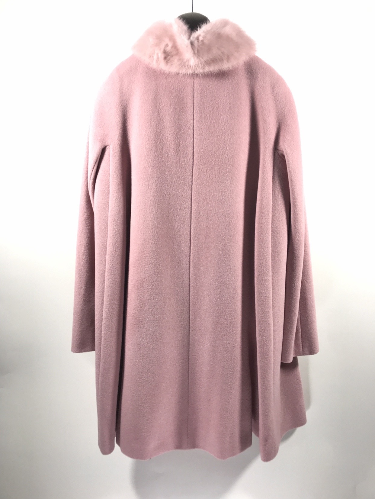 Max Mara Long-sleeved Coat In Pink