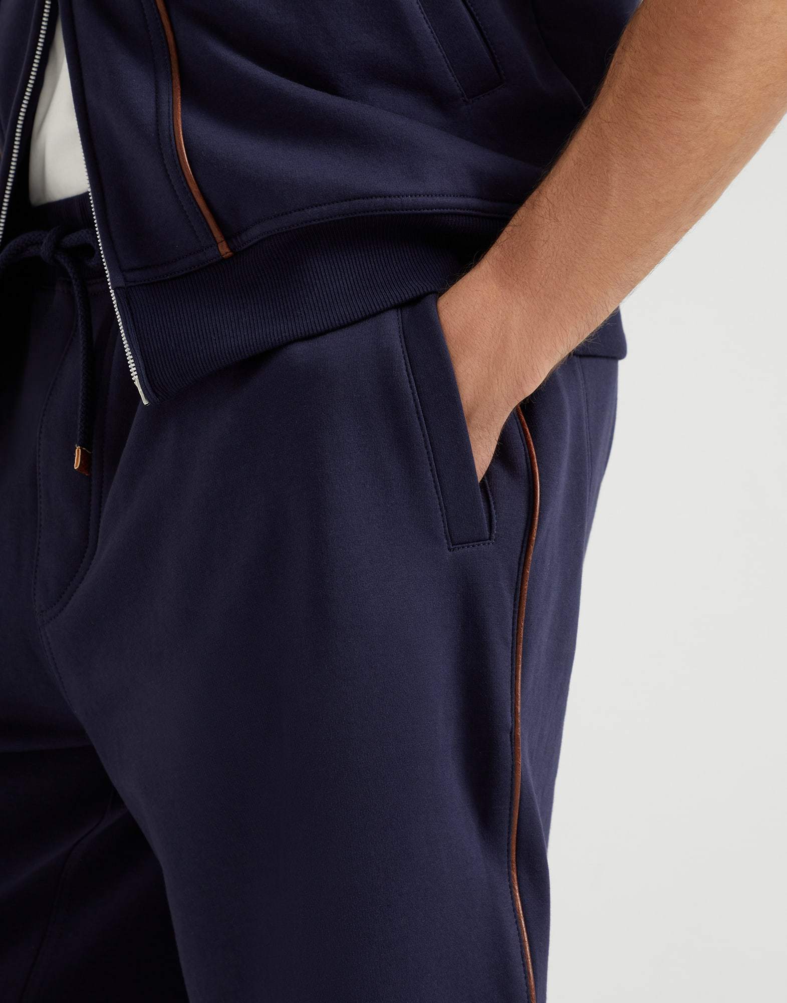 Brunello Cucinelli Drawstring Shorts In Black