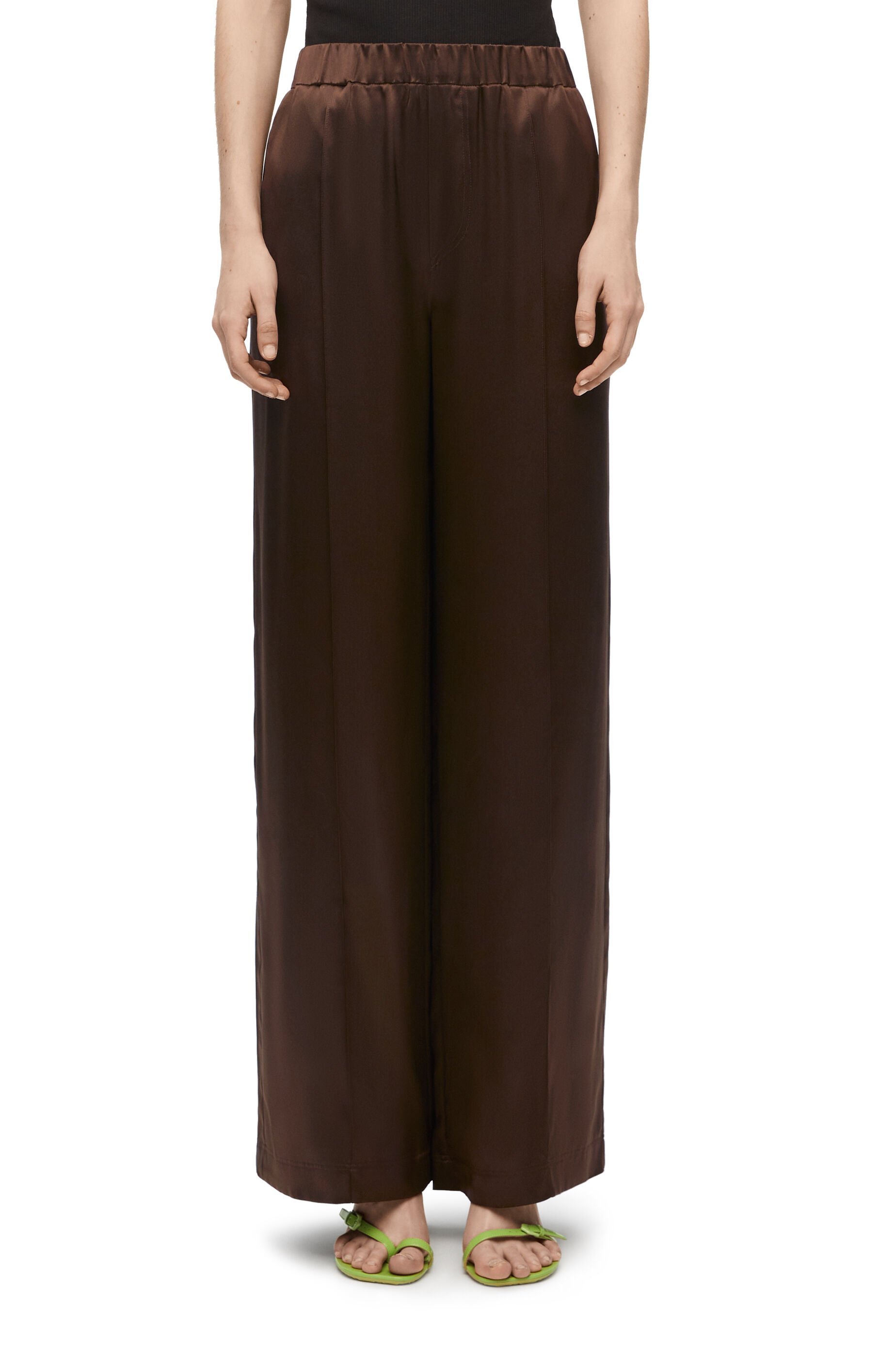 Loewe Loose And Tight Casual Pants In Green