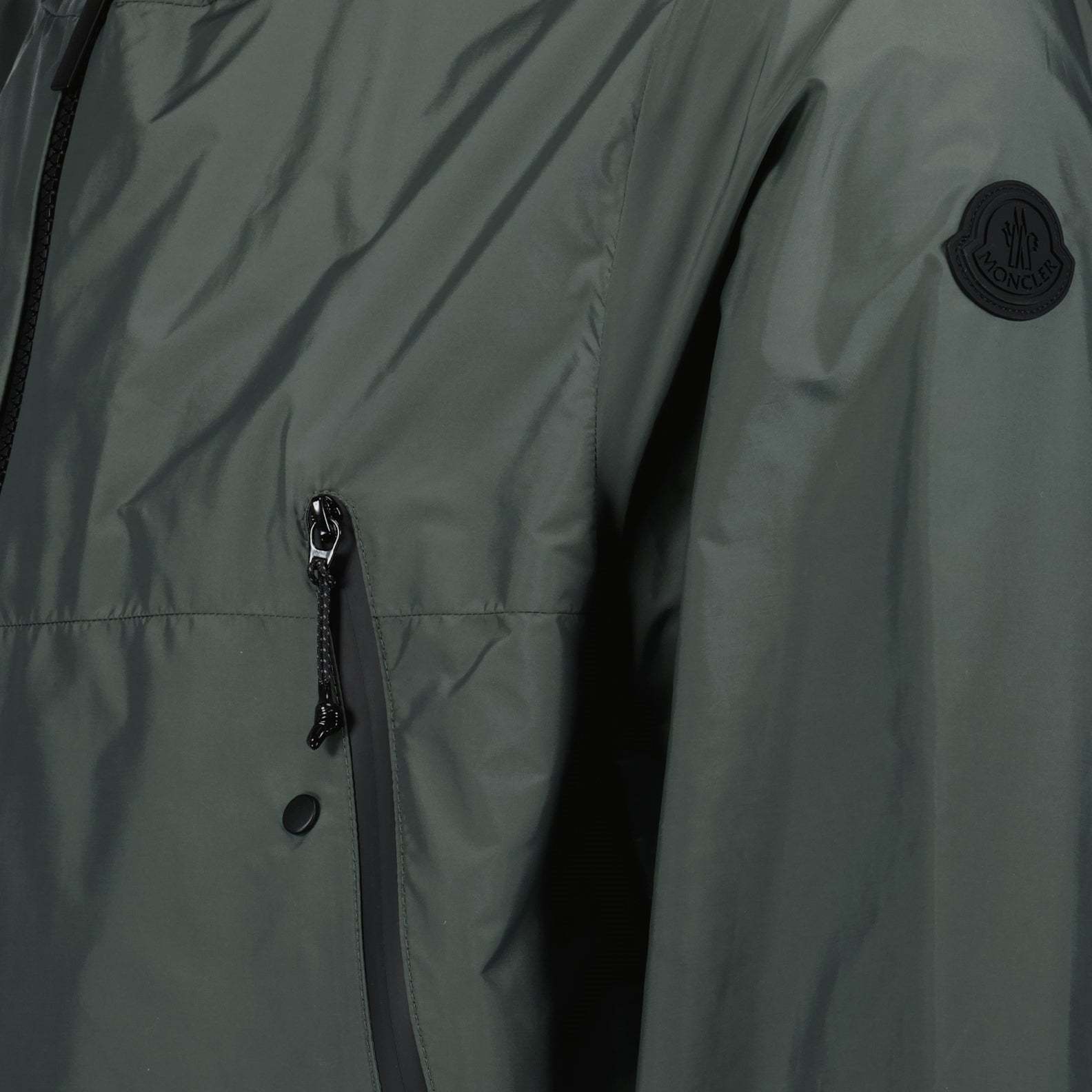 Moncler Junichi Logo Printed Hooded Jacket In Green