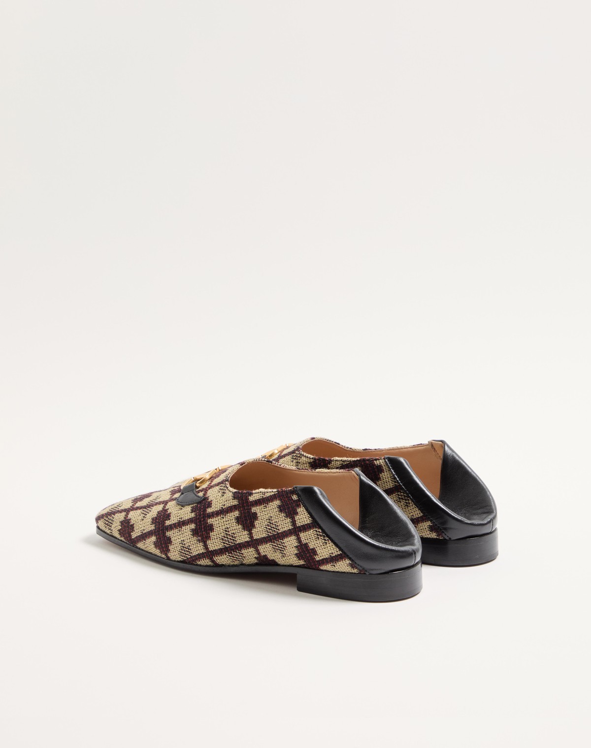 Valentino Logo Loafers In Black
