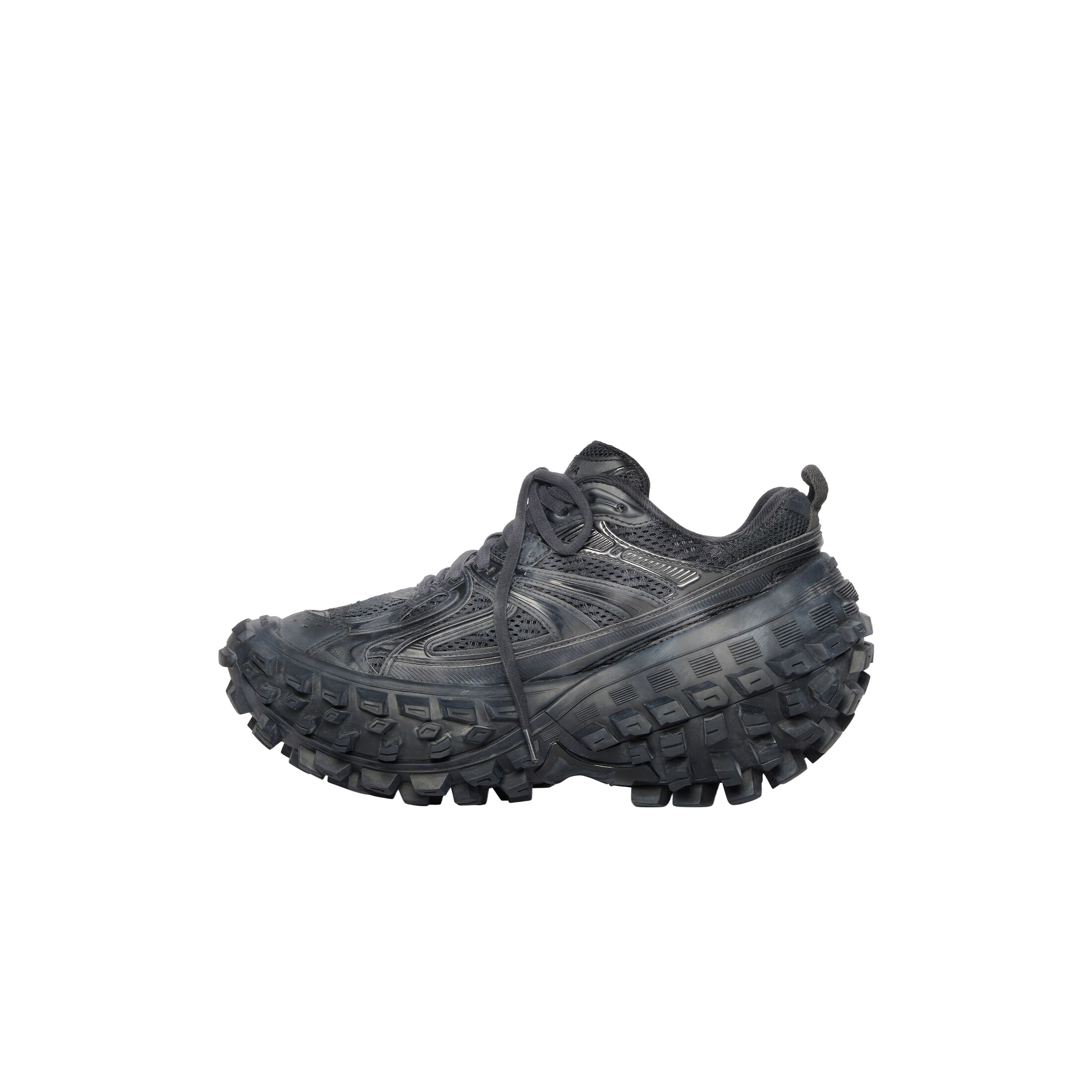 Shop Balenciaga Sneakers Defender Da Donna In Nero In Black