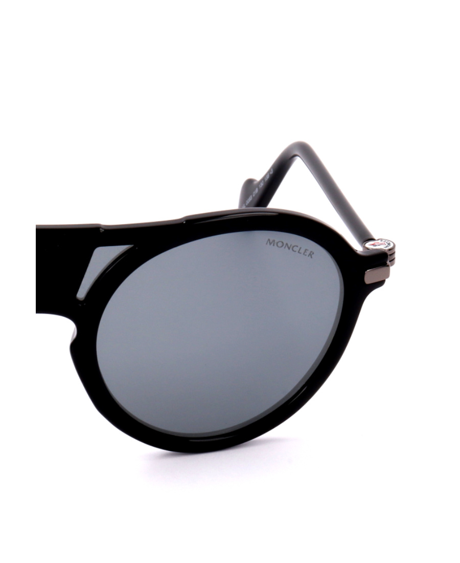Moncler Geometric Sunglasses In Gray