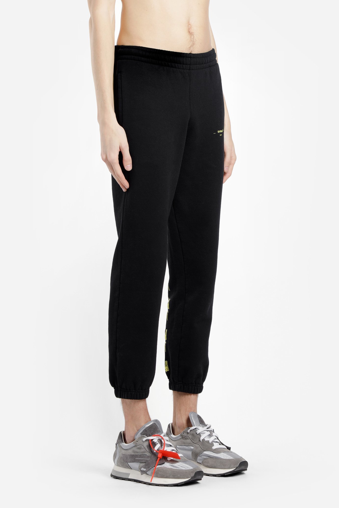 Off-white Logo Printed Sweatpants In Black