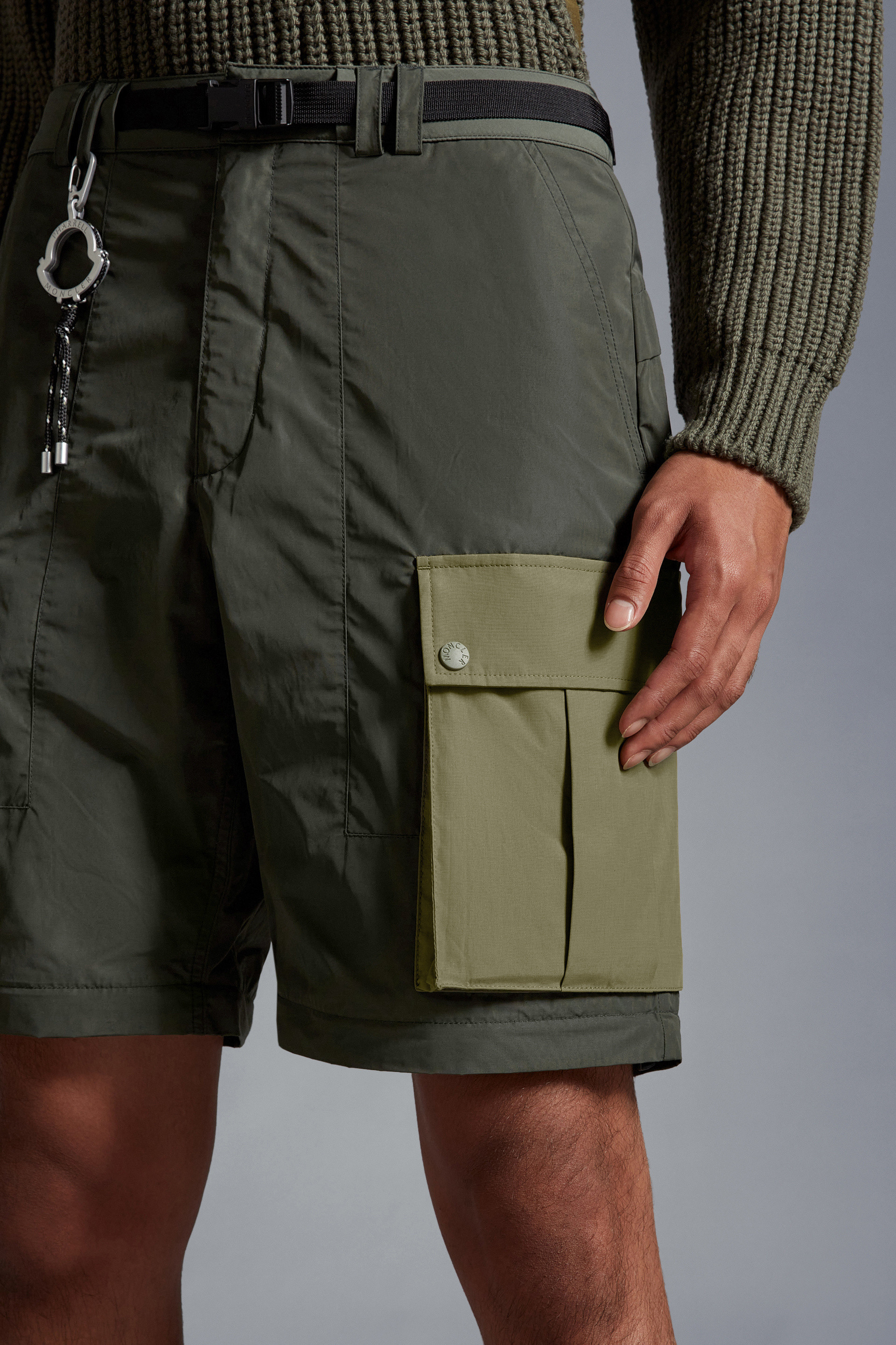 Moncler X Pharrell Williams Panelled Cargo Pants In Green