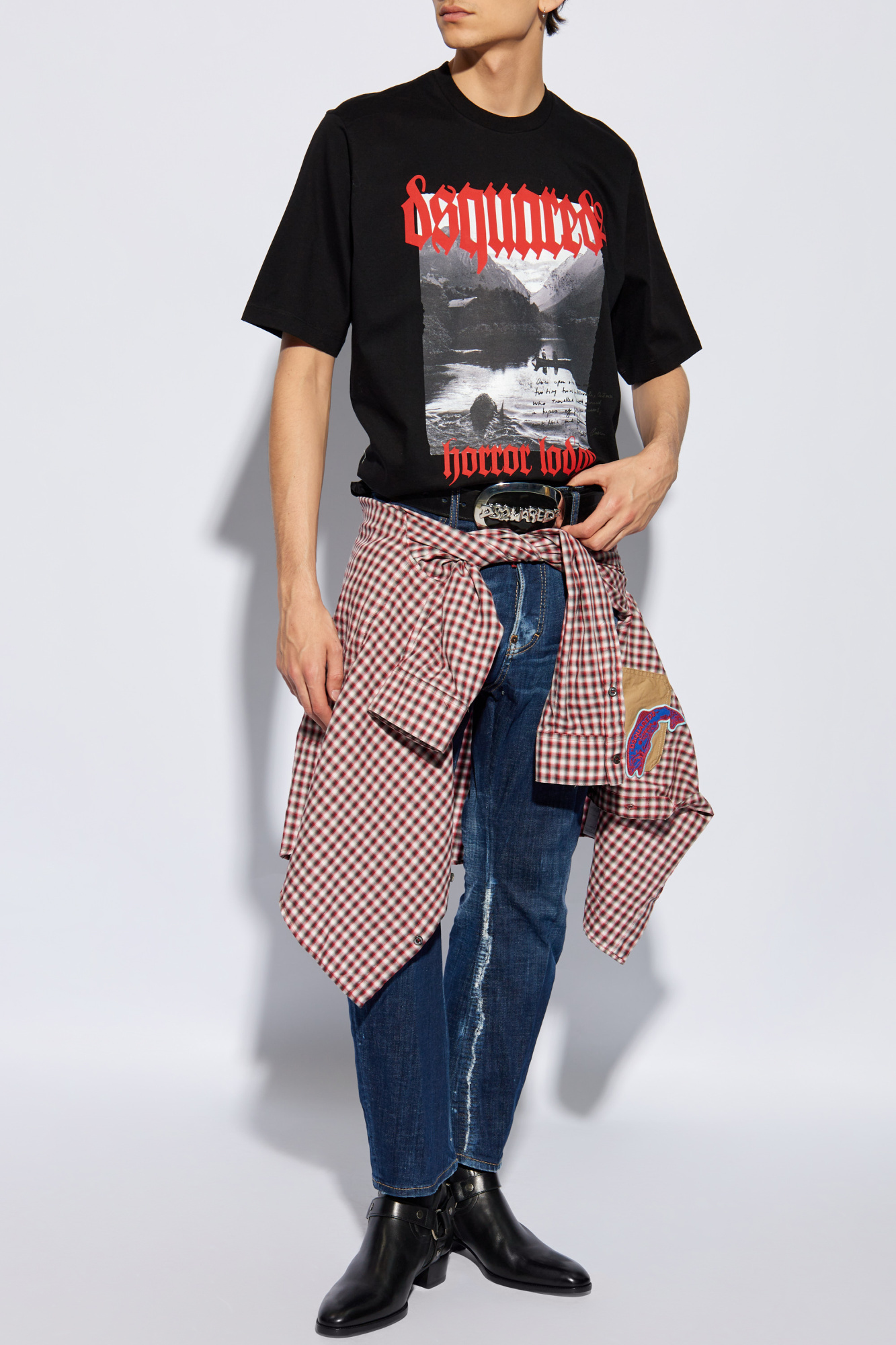 Dsquared2 Graphic Printed Crewneck T-shirt In Black