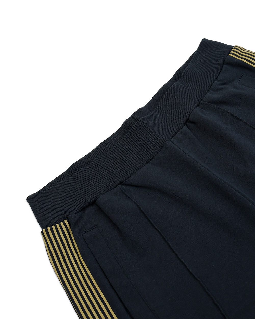 Ea7 Logo Sweatpants In Black