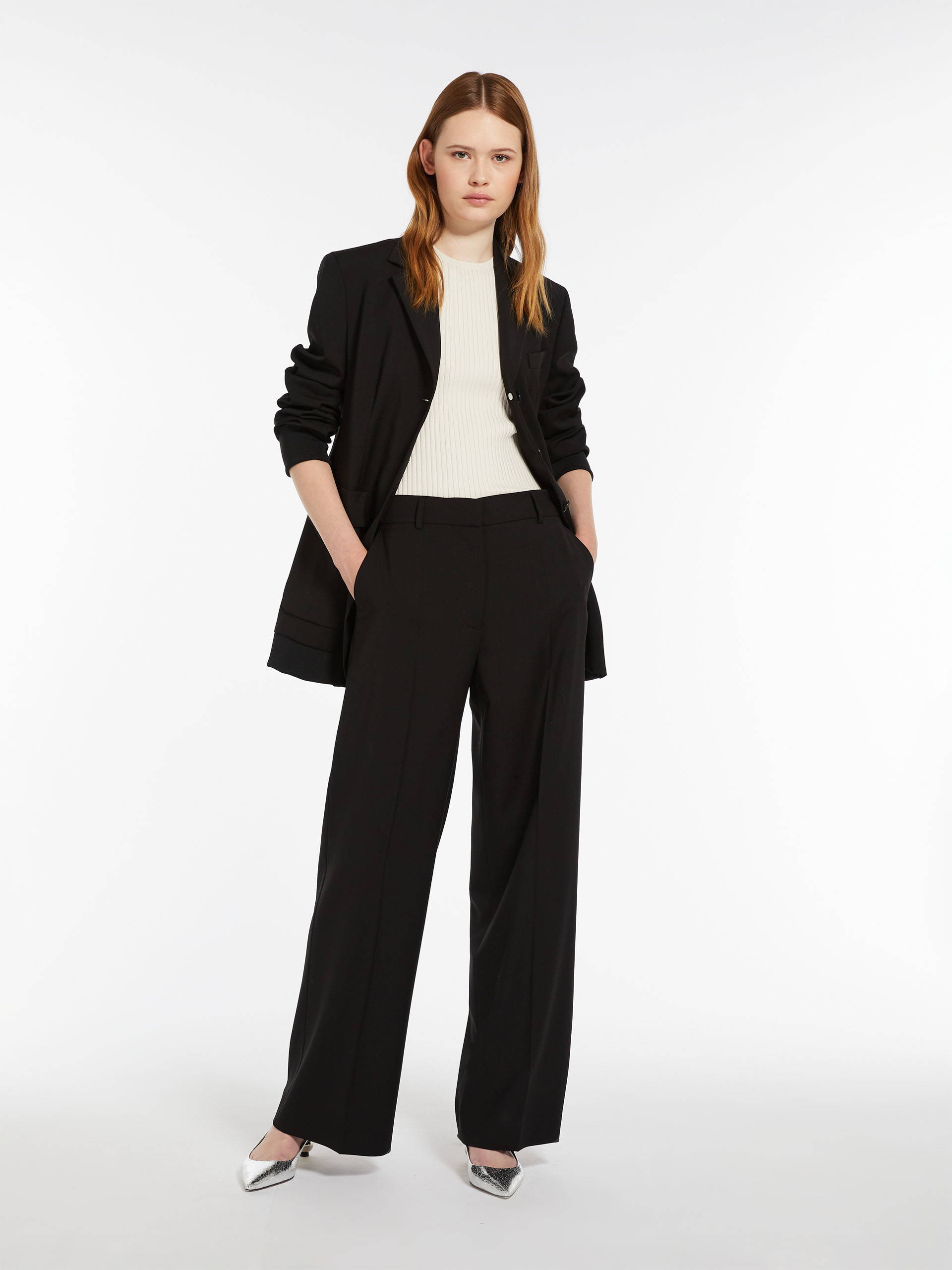 Weekend Max Mara Single-breasted Wool Casual Jacket In Black