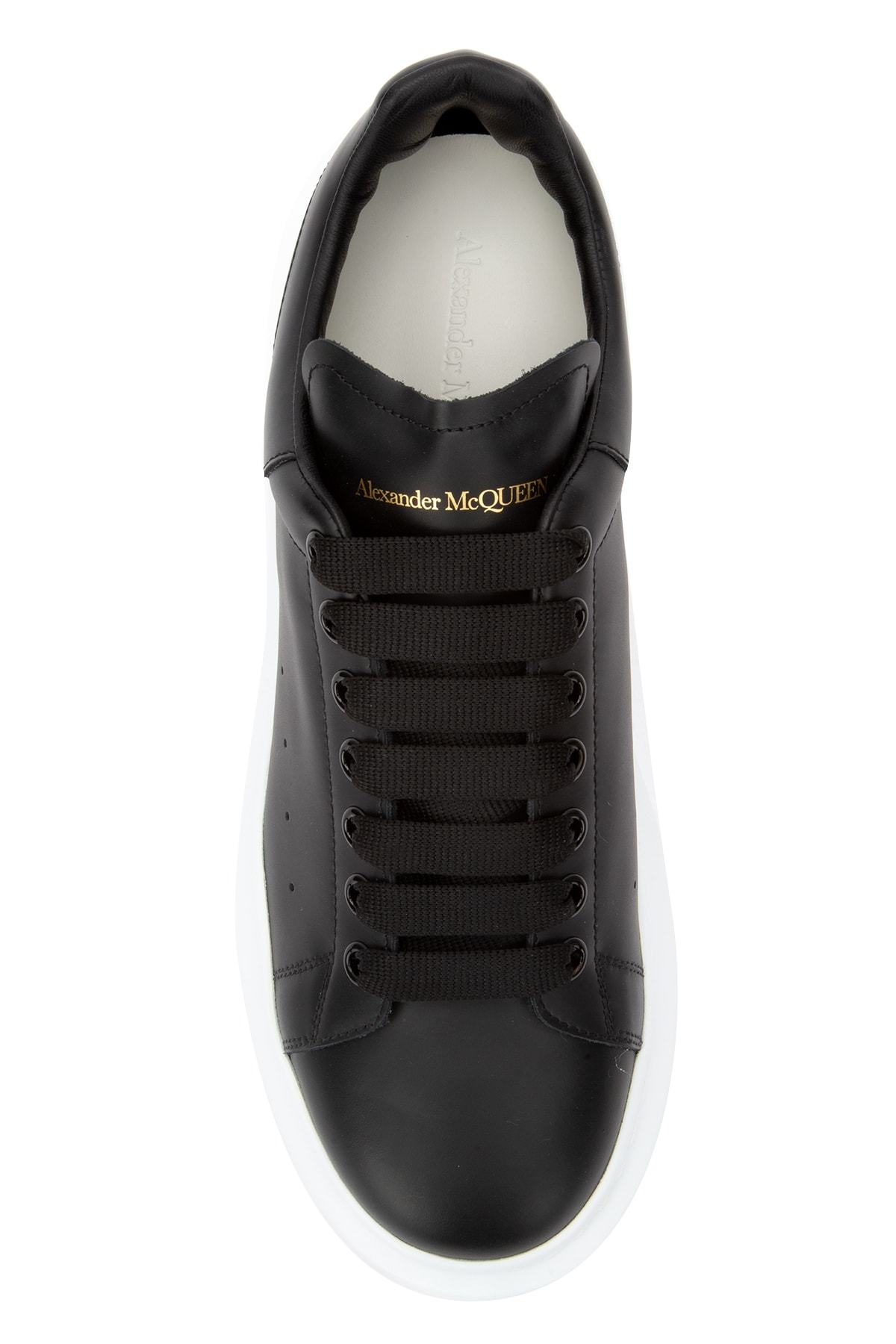 Alexander Mcqueen Alexander Mc Queen Larry Oversize Sneakers In Black
