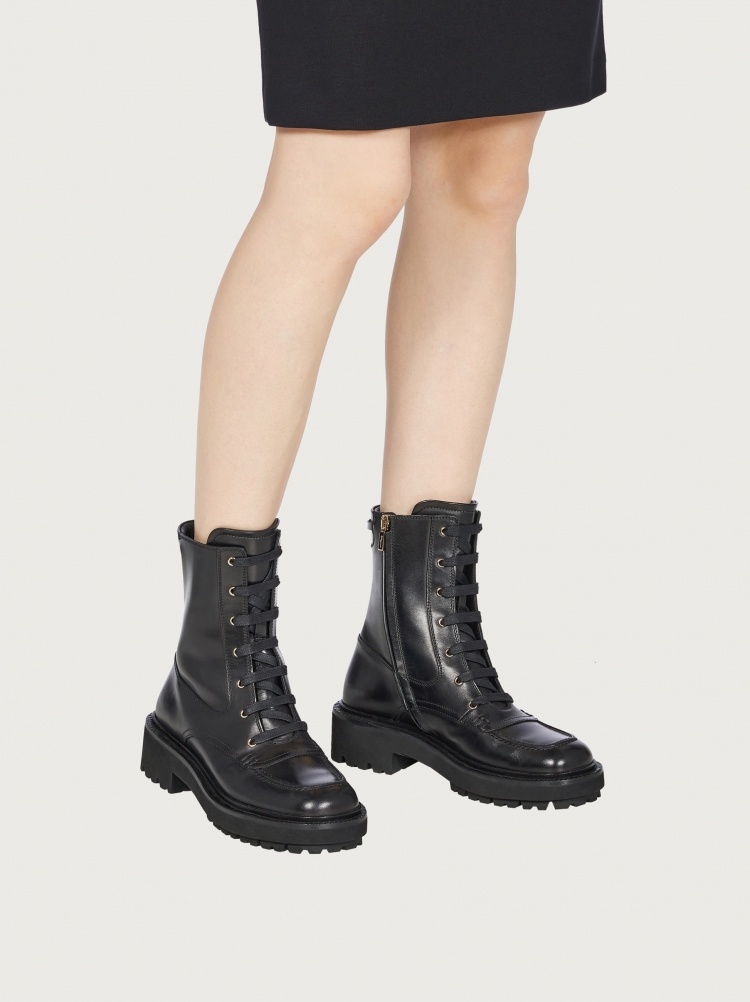 Ferragamo Lace Up Ankle Boots In Black
