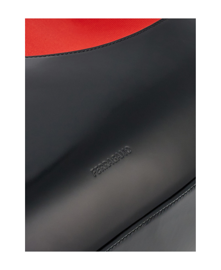 Ferragamo Hollowed-out Detail Shoulder Bag In Black