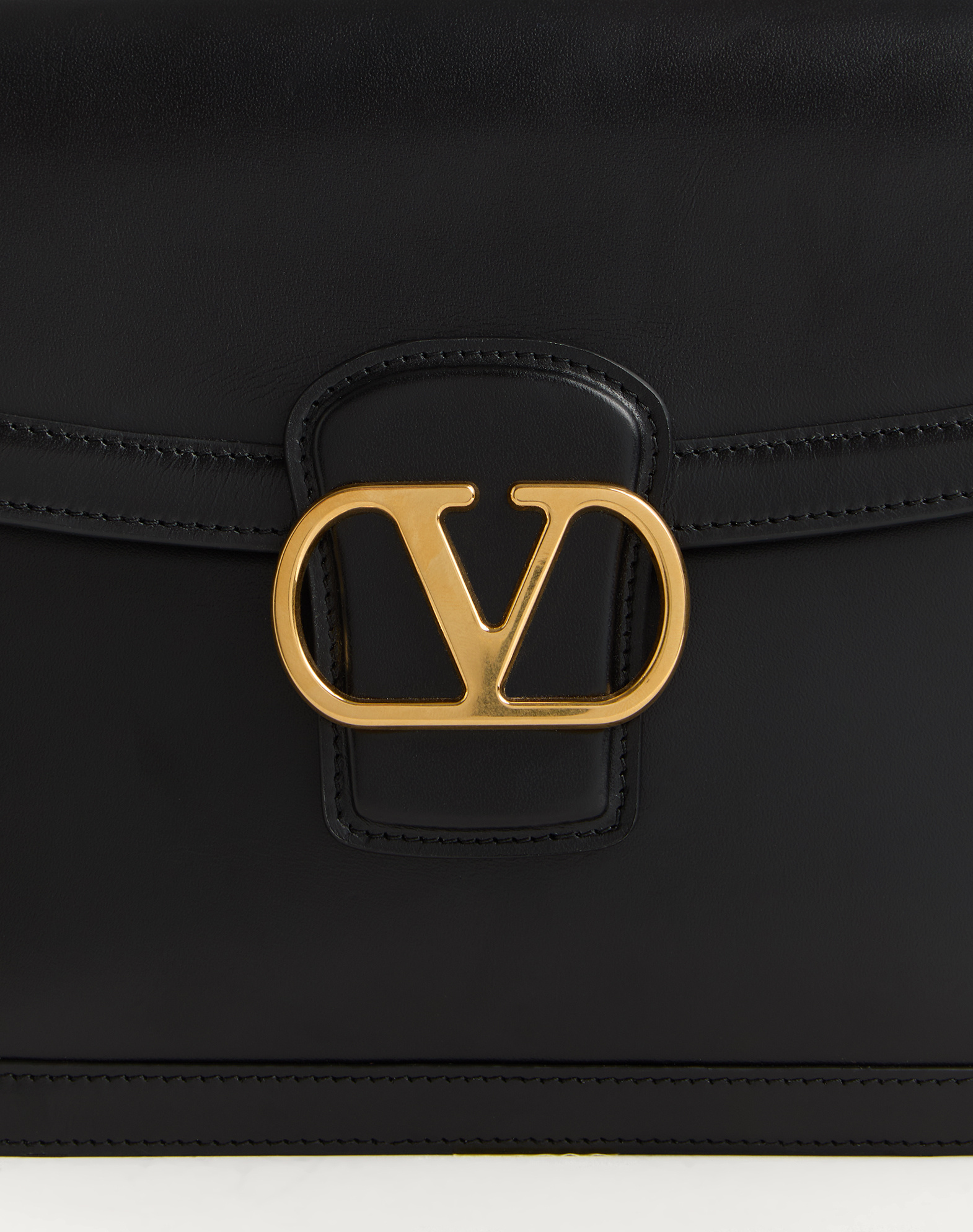 Valentino 9to5 Clamshell Shoulder Bag In Black