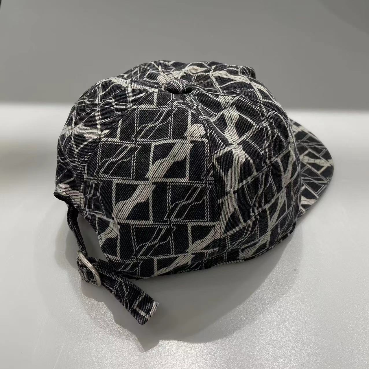 We11 Done Logo Baseball Hat In Black