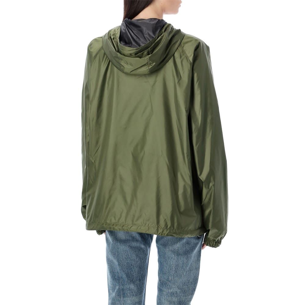 Shop Aspesi Drawstring-hood Windbreaker Jacket In Green