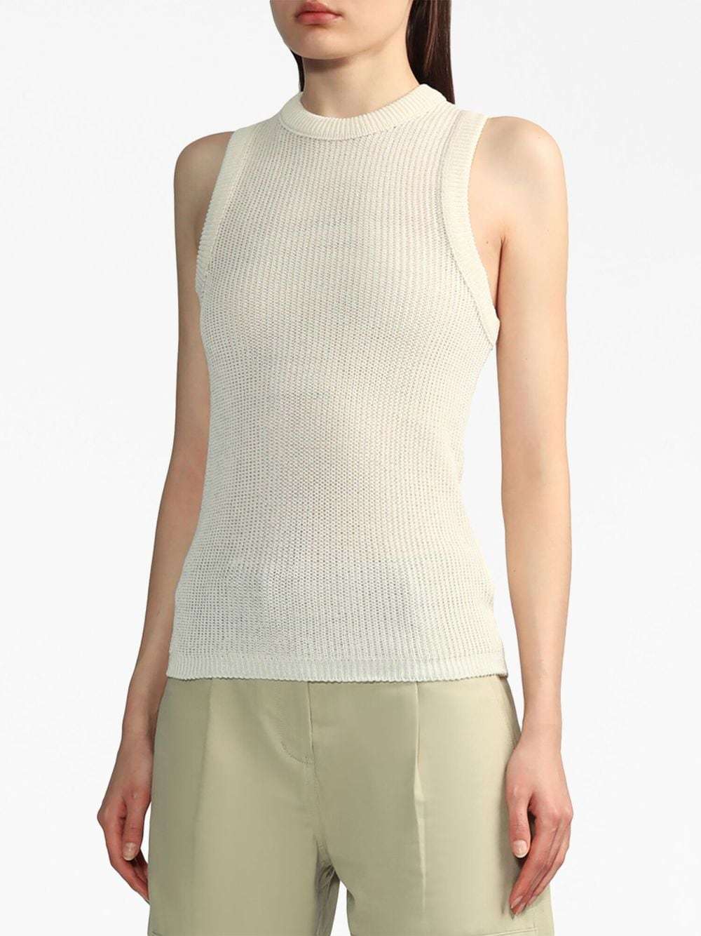 Low Classic Sleeveless Knitted Vest With Round Neck In White