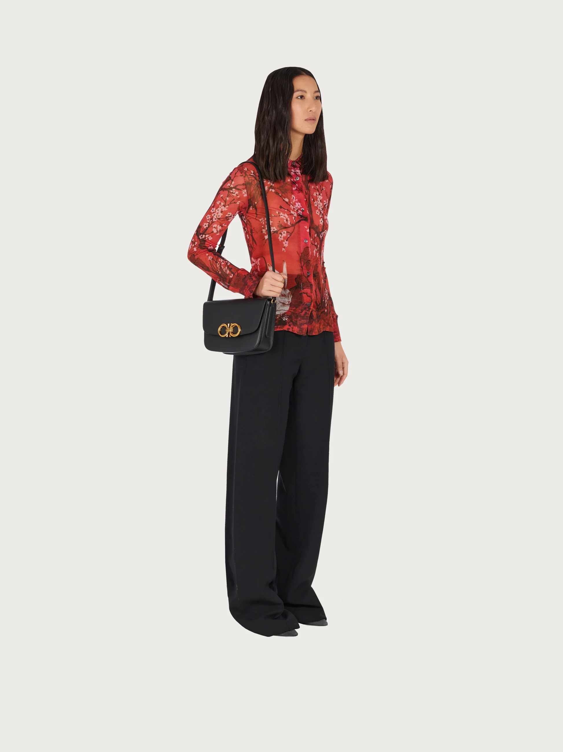 FERRAGAMO GANCINI LEATHER SHOULDER BAG