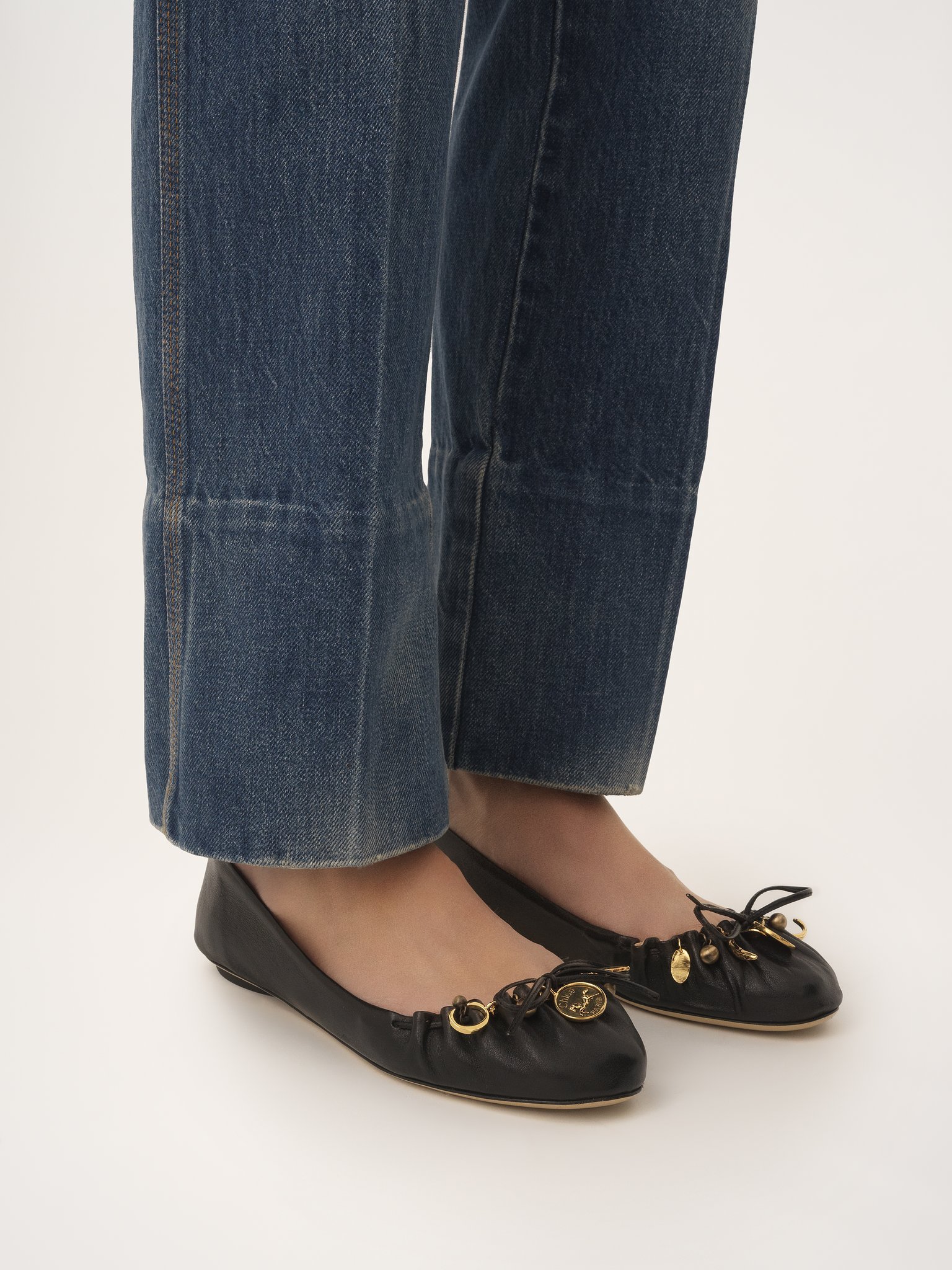 Chloé Charms Ballerina In Black