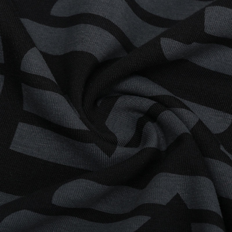 Emporio Armani Logo Printed T-shirt In Black