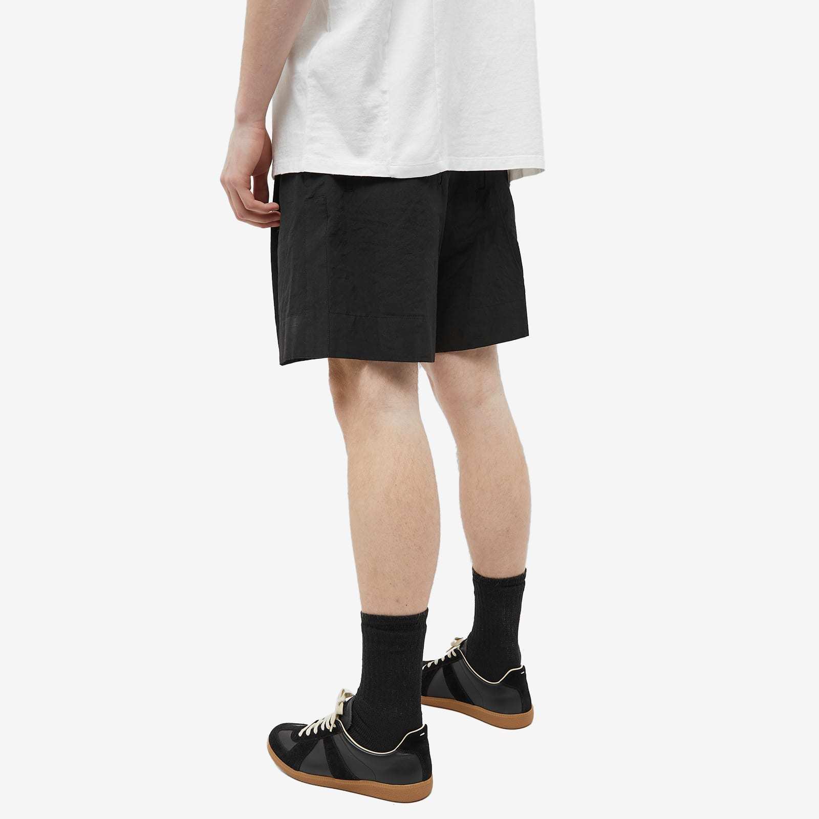 Wooyoungmi Cotton-hemp Blend Bermuda Shorts In Black