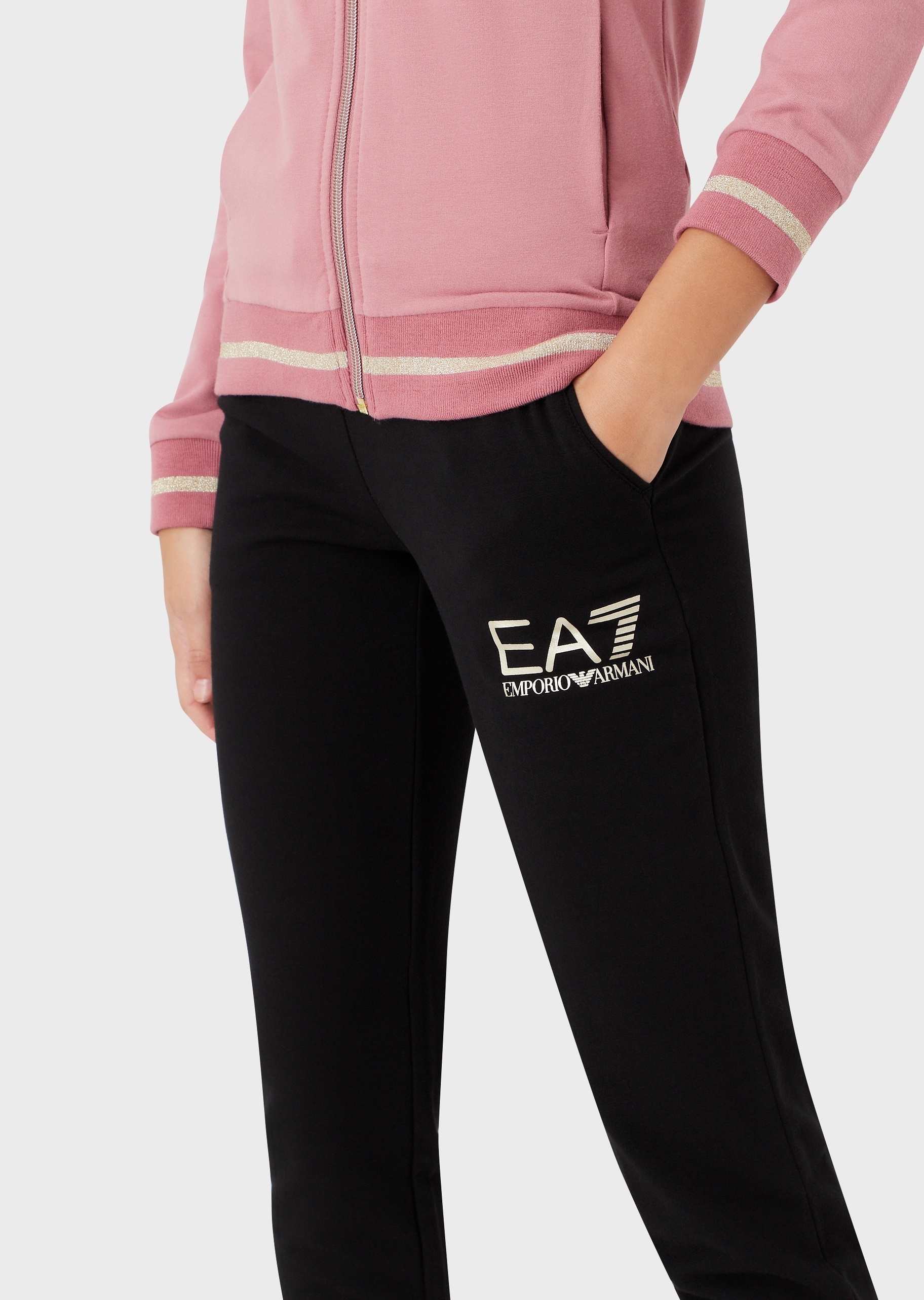 EA7 HOODED ZIPPER SWEATER AND SWEATPANTS SUIT 