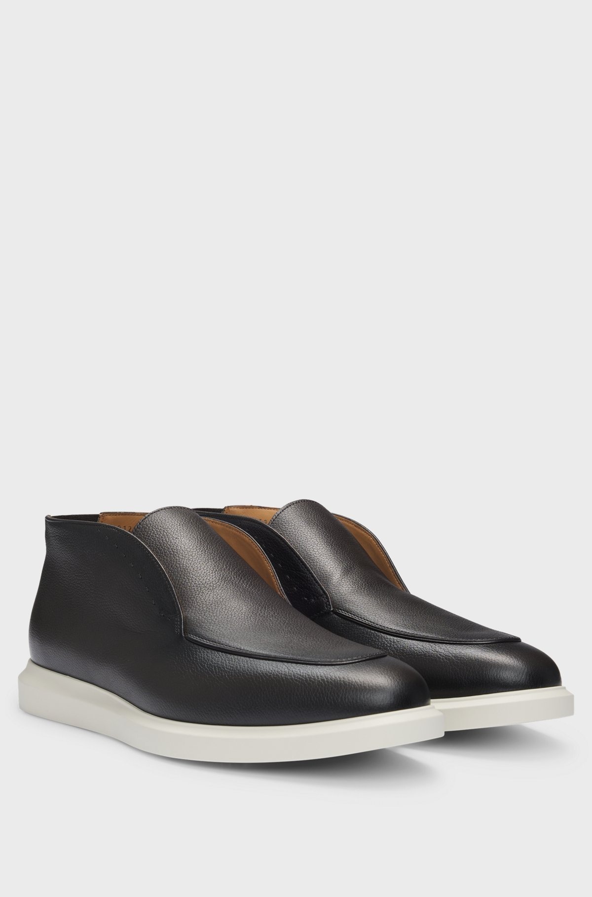 Hugo Boss Round Toe Boots In Black