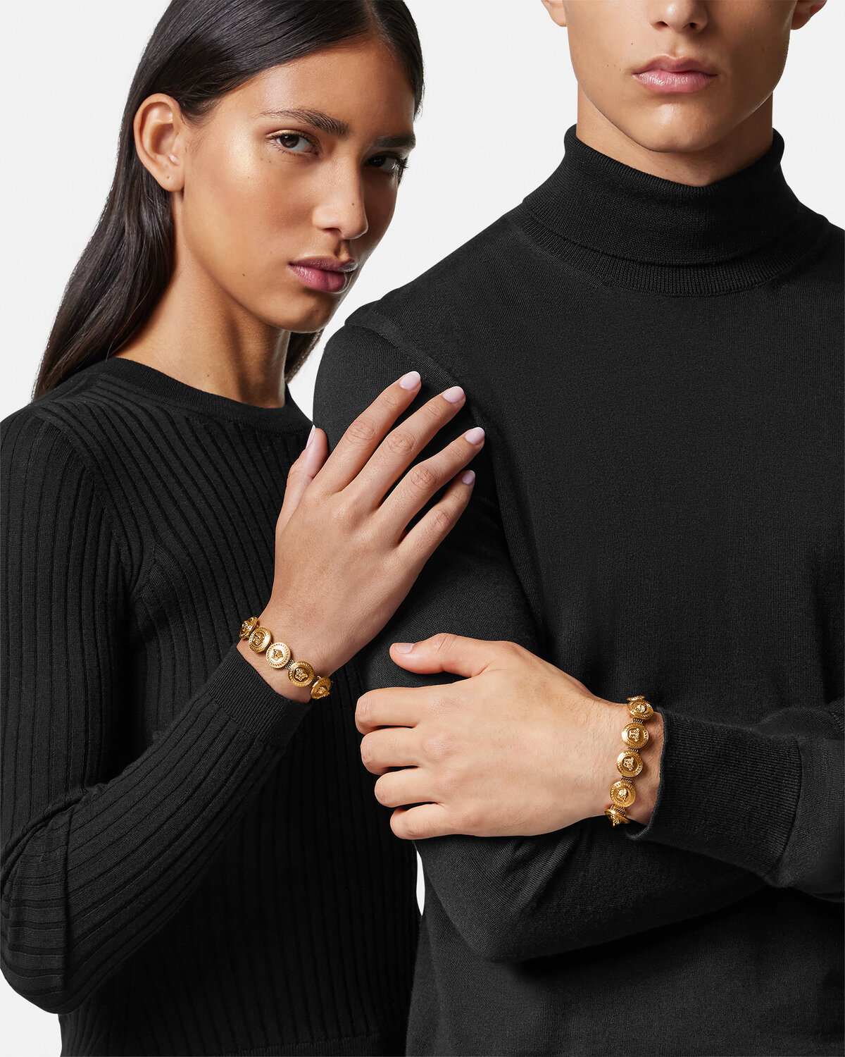 Versace Tribute Medusa Clasp Fastened Chained Bracelet In Yellow