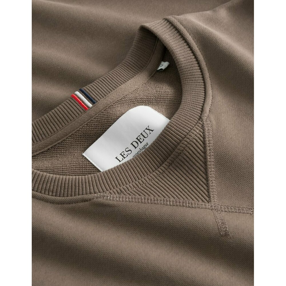 Les Deux Round Collar Long Sleeve Sweater In Brown