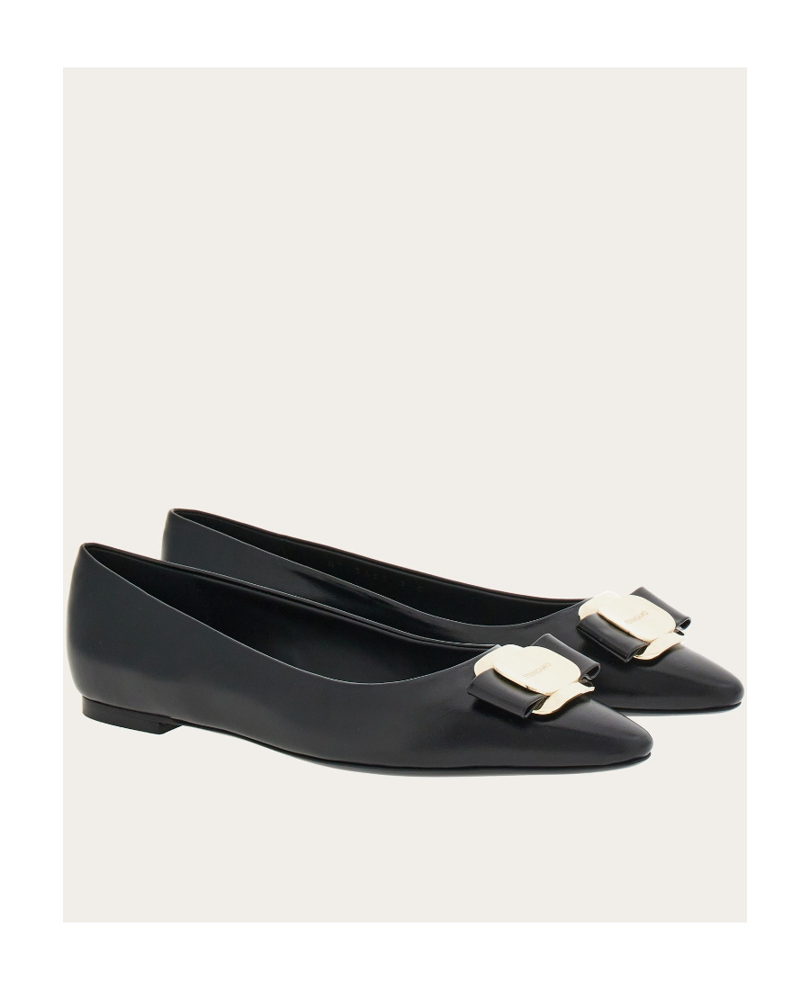 Ferragamo Salvatore  Ballerina Flats With Luxurious Lambskin Upper And Signature Buckle Detail In Black