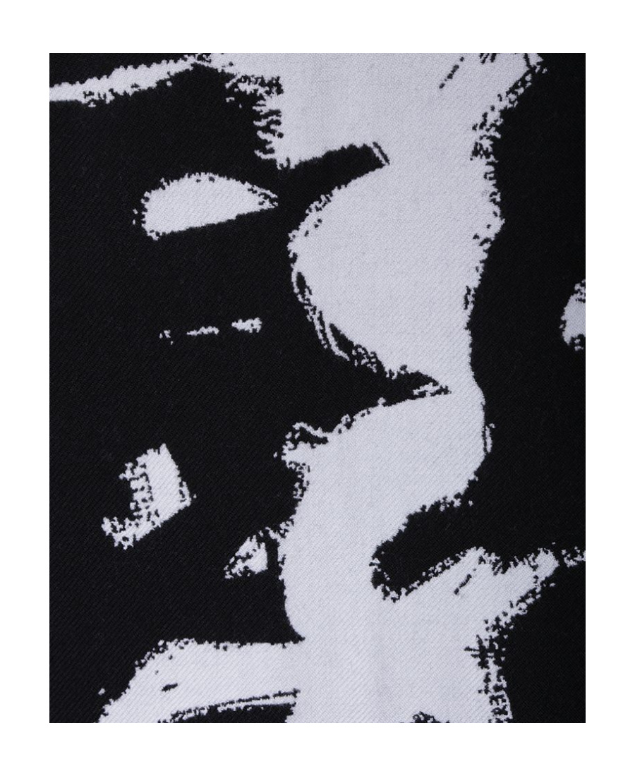 Alexander Mcqueen Graffiti Logo-print Wool Scarf In Black