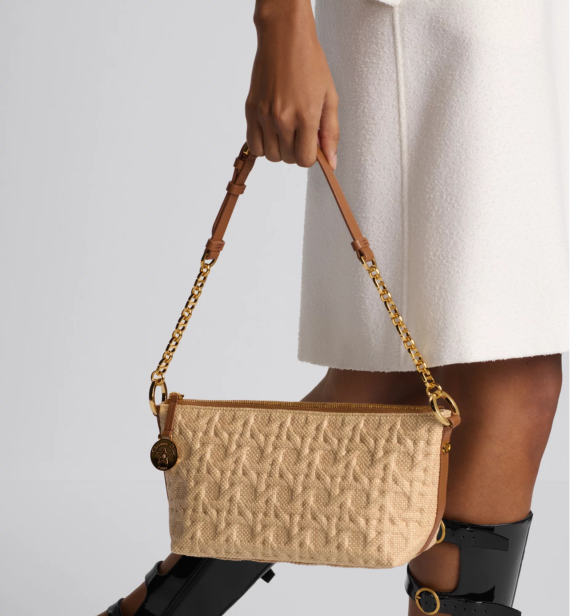 Dior Logo Shoulder Bag In Nude