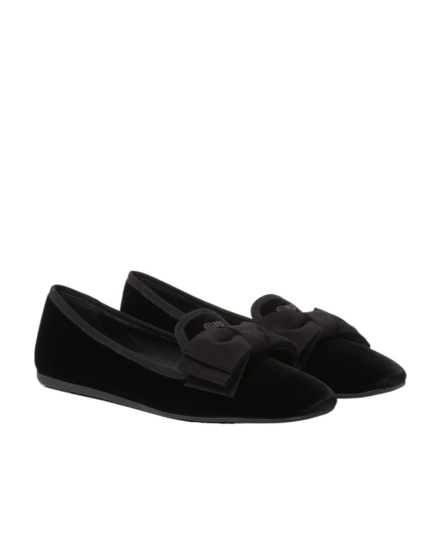 Miu Miu Bow Bow Flats With Front In Black