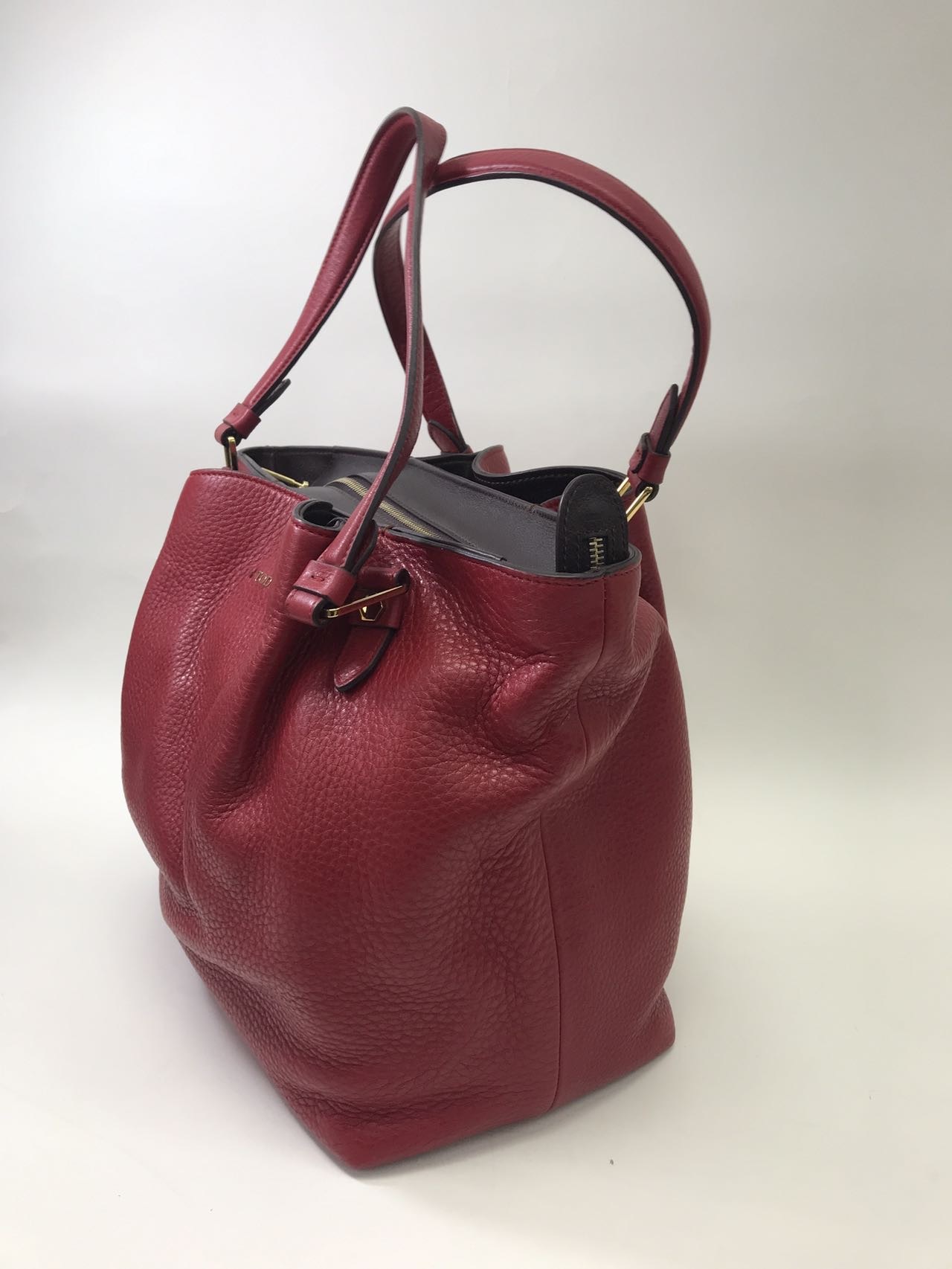 Tod's Zippered Handbag In Red