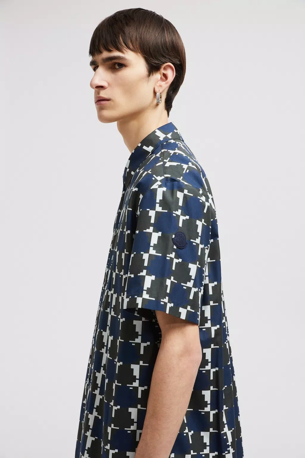 Moncler All-over Patterned Short-sleeved Shirt In Multicolor