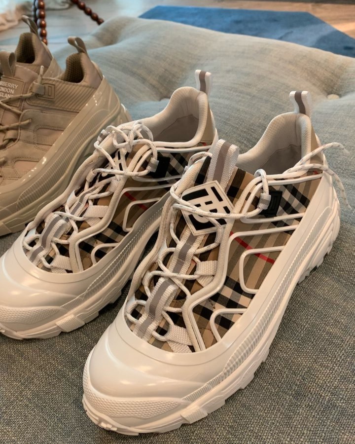 Burberry Arthur Vintage Check Sneakers In White