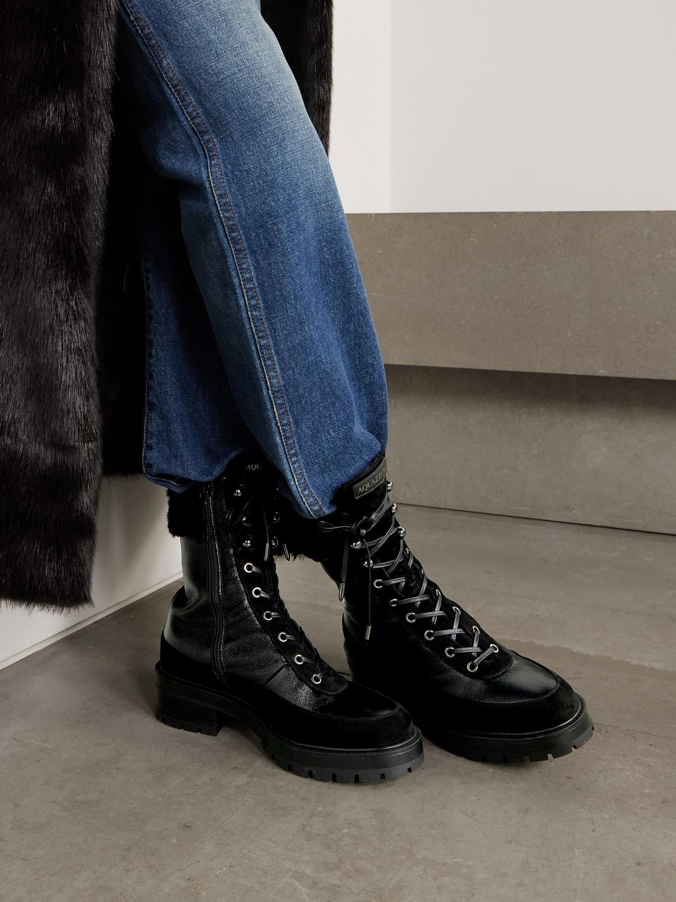 AQUAZZURA ROUND-HEAD SHORT BOOTS