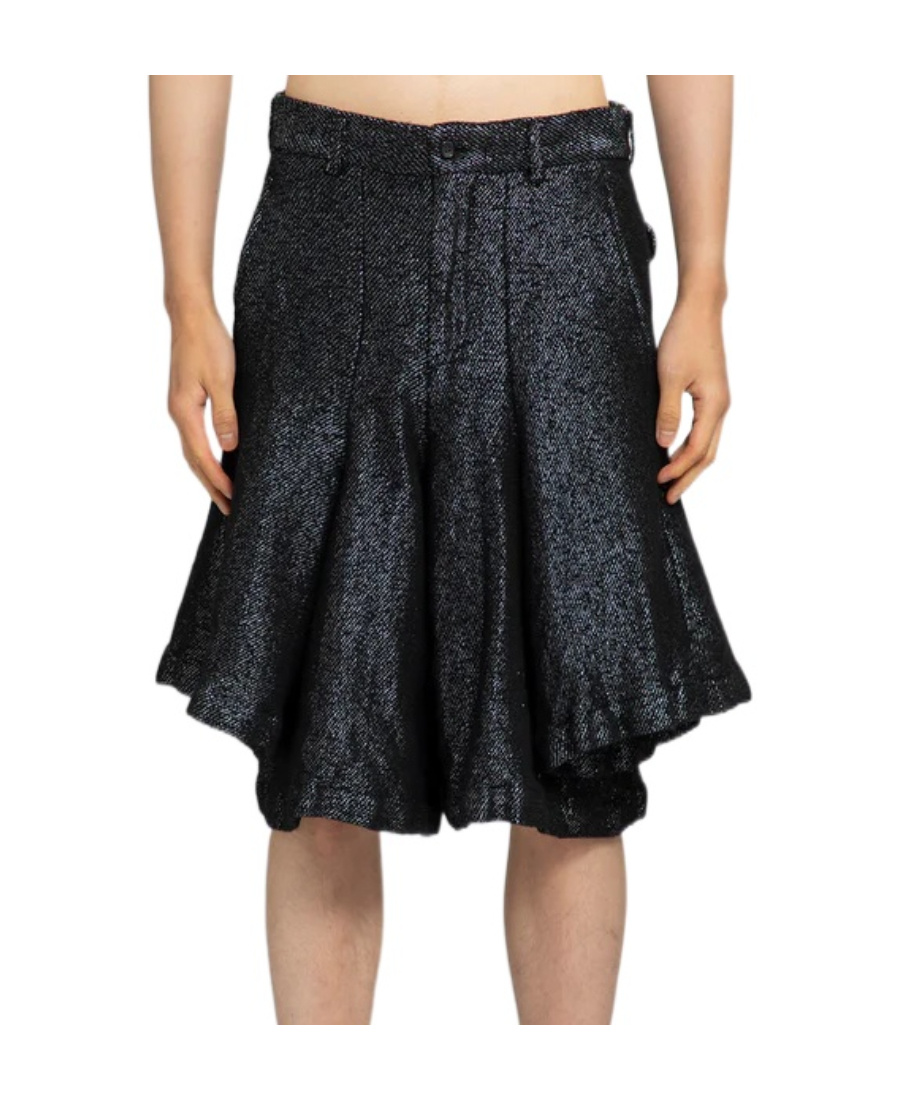 Comme Des Garçons Lotus Leaf Button Shorts In Black