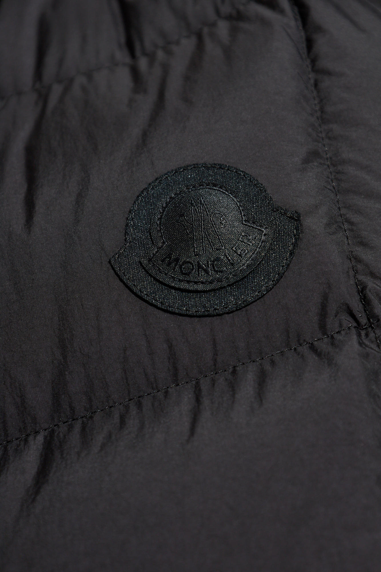 Moncler Long-sleeved Casual Jacket In Black