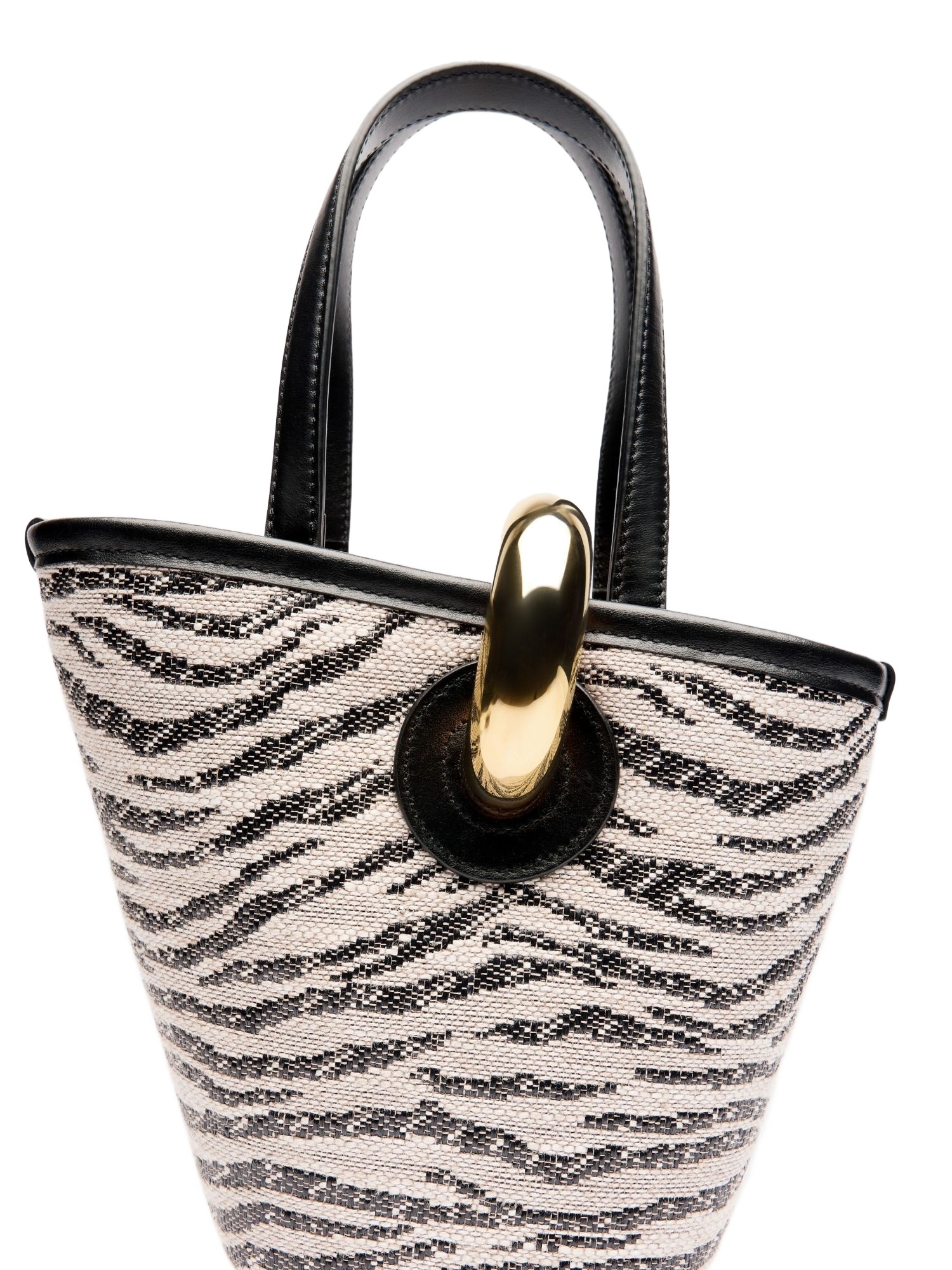 Jacquemus Asymmetrical Mini Bucket Bag In White