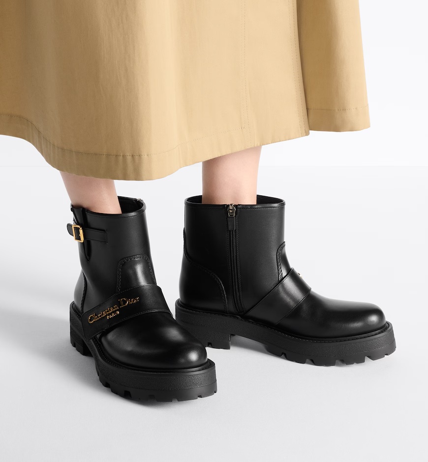 Dior D-quest Logo Short Boots In Black